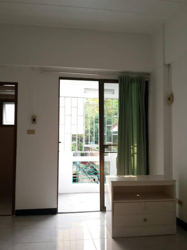 Others 5, Sathitsit Mansion, Suan Luang