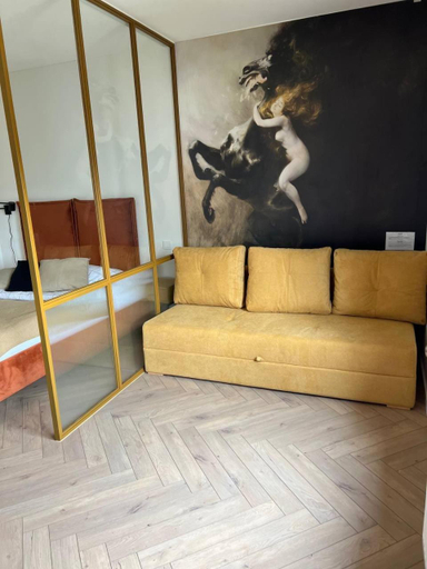 2, Tutu Krakow, Kraków City