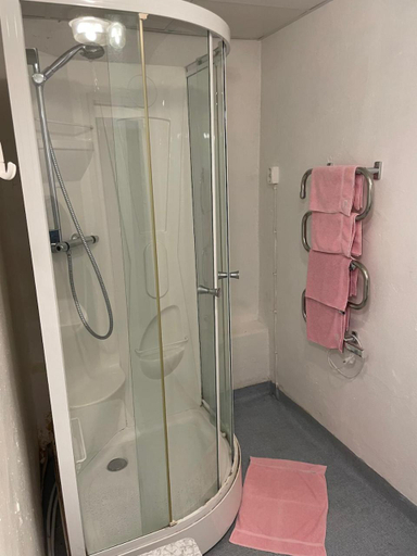 Bathroom 5