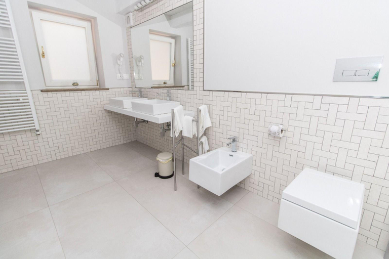 Bedroom 5, Le Suite Bed & Breakfast - Holiday Home, Reggio Di Calabria