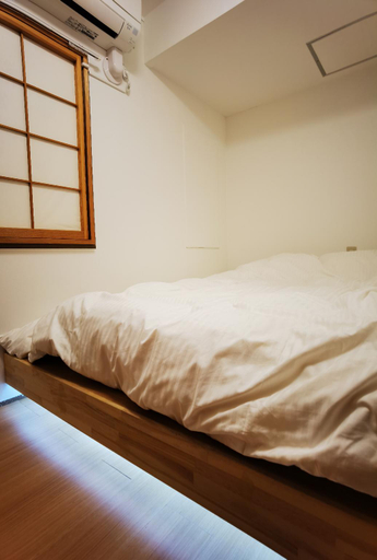 Bedroom 18