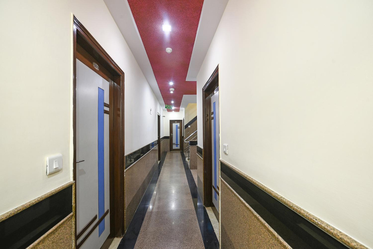 Public Area 2, Hotel Jaggi Palace, West