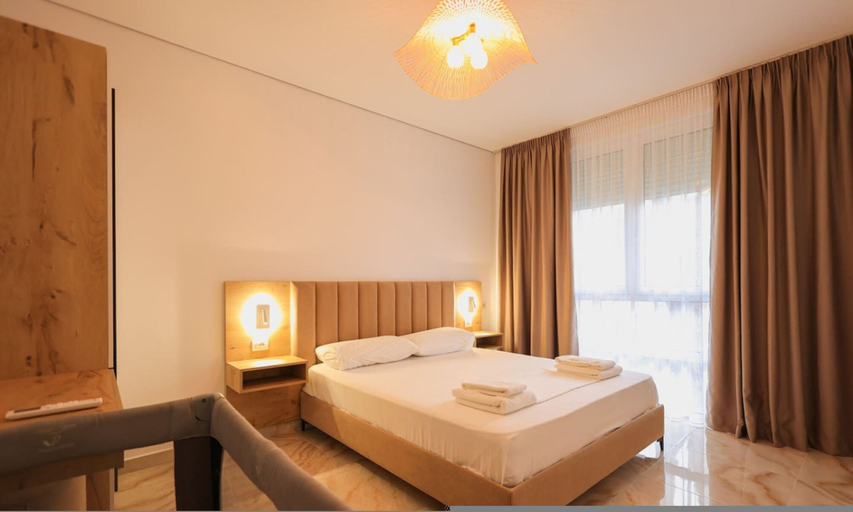 Room 2, Sanpietro Vacation Apartment 032, Durrësit
