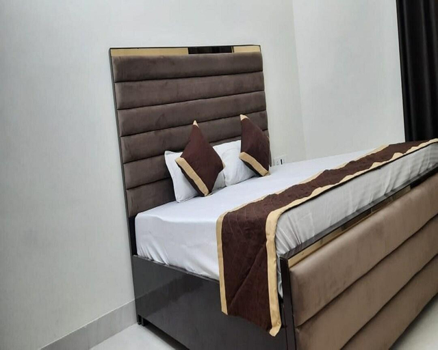 Bedroom 3, The Bird Dehradun, Dehradun