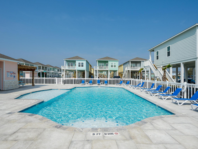 Sport & Beauty 2, Sandy Bottoms, Aransas