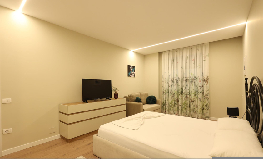 Room 5, Grandstay Apartments 005, Durrësit