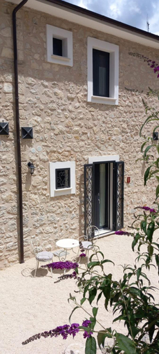 Others 4, B&B Casa Anaceta, L'Aquila