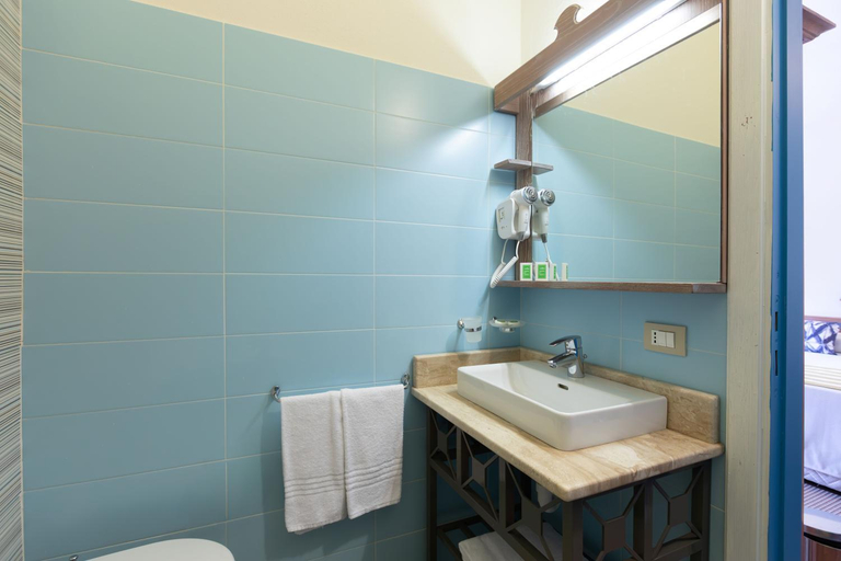 Bathroom 4, TUI BLUE Budoni, Nuoro