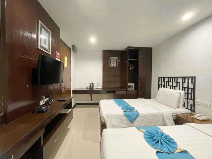 Bedroom 6