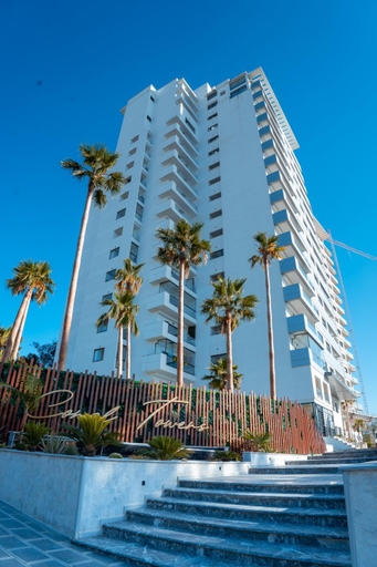 Exterior & Views 1, Appartement a 2min de la mer et de la gare TGV avec piscine, Tanger-Assilah