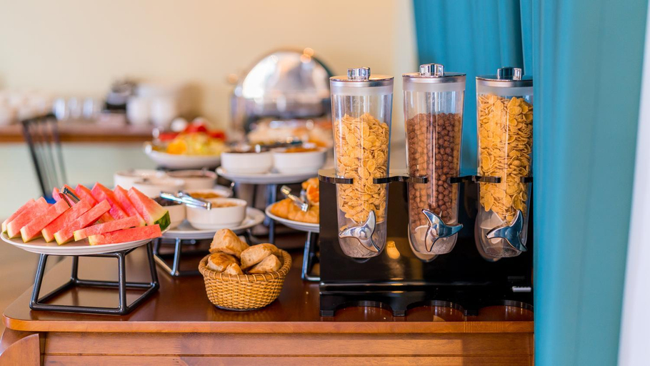 Food & Drinks 5, Burki Castle & Cellar, Kvareli