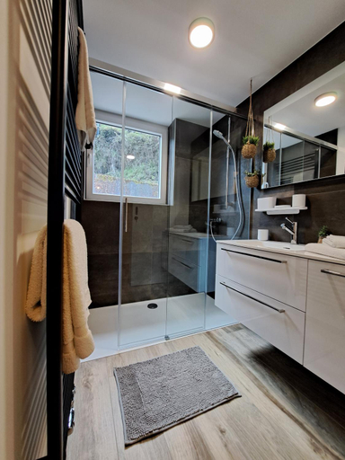 Bathroom 2, Le Maka - Maison de vacances, Luxembourg