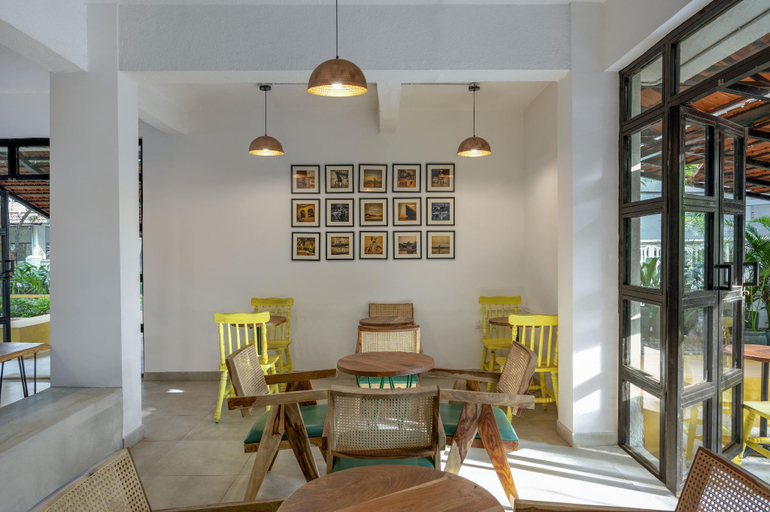 Food & Drinks 5, Sterling Stolen Heaven Lonavala , Pune