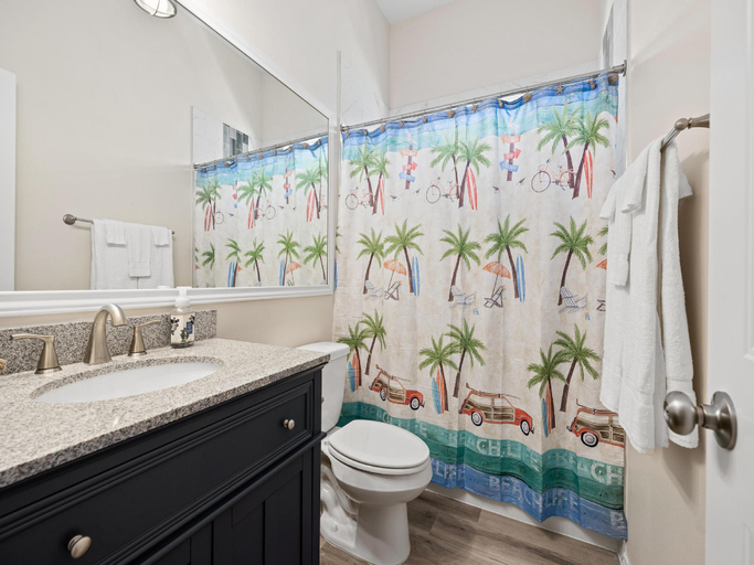 Bathroom 4, Sandy Bottoms, Aransas
