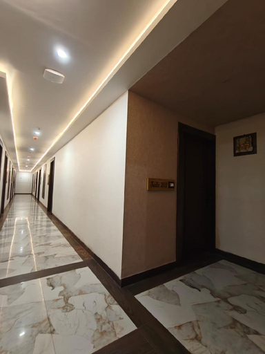 Others 5, Hotel Basant Sarovar, Mathura