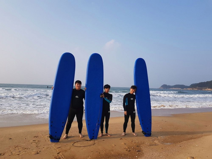 Others 3, Taean Mamma Mia Pension, Taean