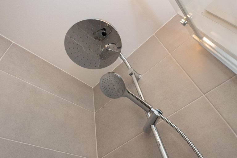 Bathroom 3, Zentrales Gallerie-Loft Alexanderplatz, Berlin