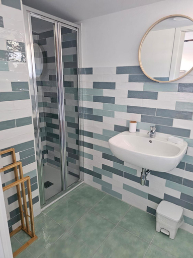 Shower, Cottage, Salerno