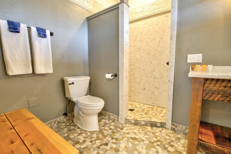 Bathroom 4, The Groveland Hotel, Tuolumne