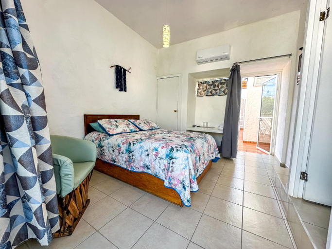 Bedroom 2, Hotel Allende, La Paz