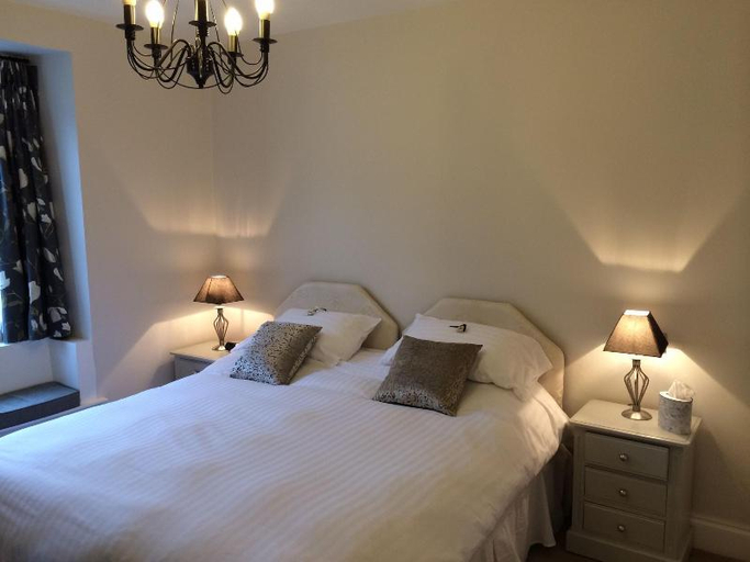 Bedroom 3, Dragon Inn, Powys