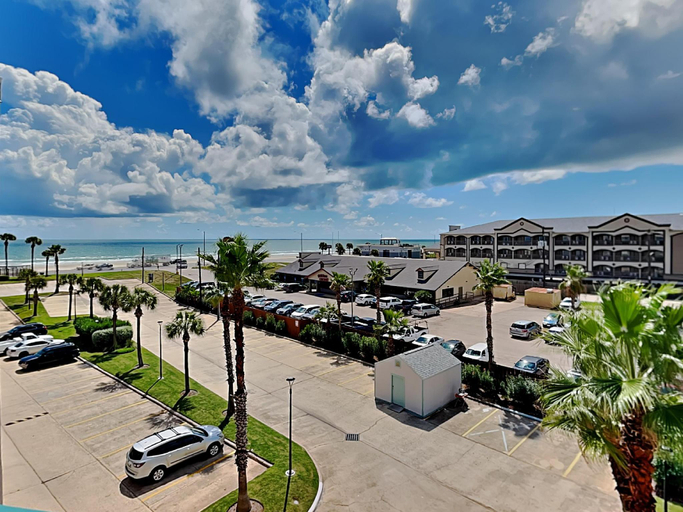 Others 5, Casa del Mar 378-Beach View Escape, Galveston