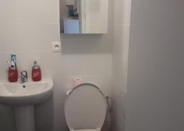 Bathroom, Saint Cloud Citea Access dayuse Room - 10 minutes La Defense 20 minutes Paris Parc Expo, Hauts-de-Seine