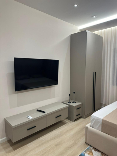 2, Home To Go Studio Apartament, Tiranës