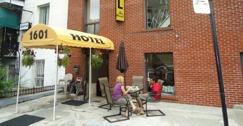 Exterior & Views 2, Hotel Bon Accueil, Montréal