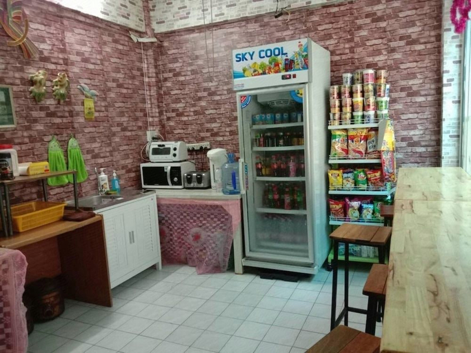 Others 5, Natcha Place Thammasat Rangsit, Khlong Luang