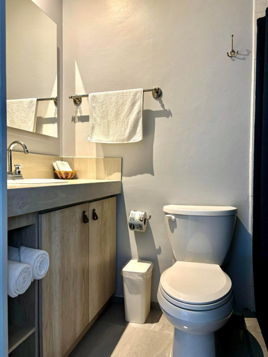 Bathroom 3, Casa Murmullos, Guadalajara