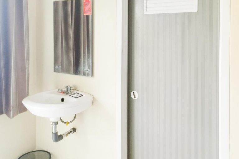 Bathroom 4, Hotel O 3774 Shakira Syariah Guest House, Bandar Lampung