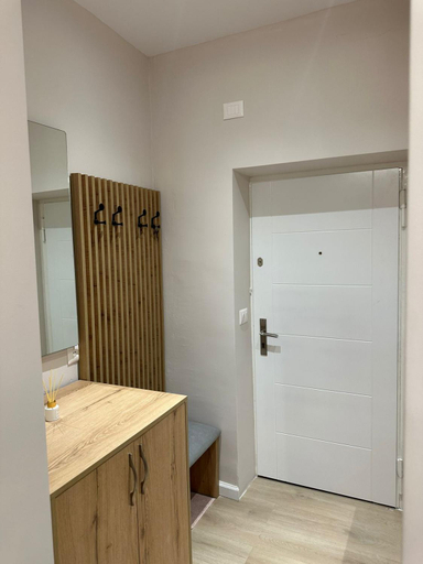 4, Home To Go Studio Apartament, Tiranës