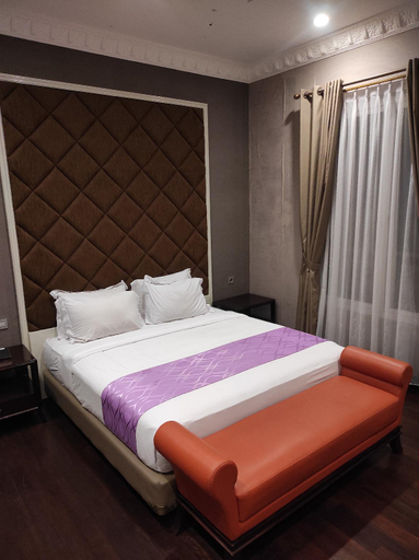 Bedroom 16