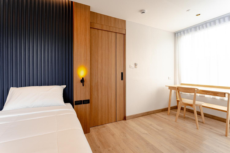 Bedroom 12