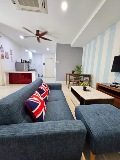 Bedroom 13