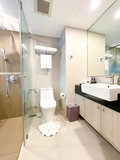Bathroom 5