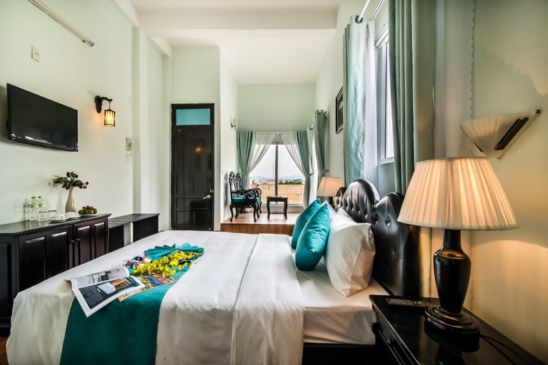 Bedroom 9