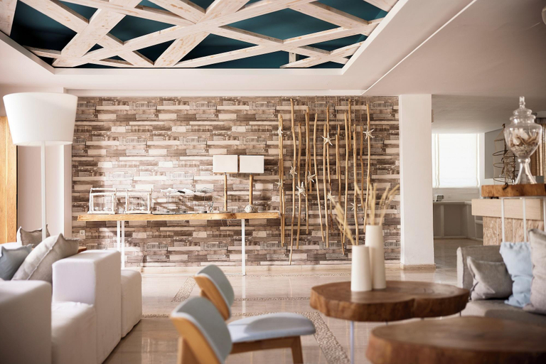Public Area 3, Kythnos Bay Hotel, South Aegean
