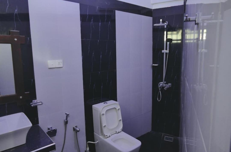 Bathroom 2, Avendra Holiday Inn Weligama, Weligama