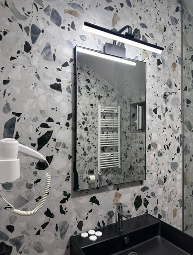 Bathroom 8