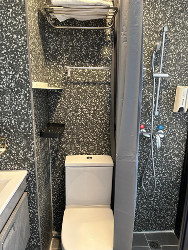Bathroom 4