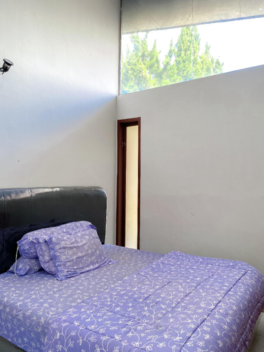 Bedroom, the allegras house, Medan
