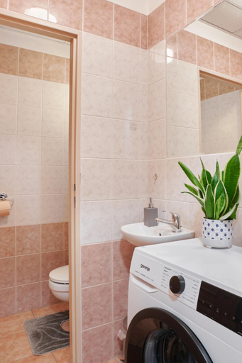 Bathroom, Apartment Sun & Moon, Praha 19