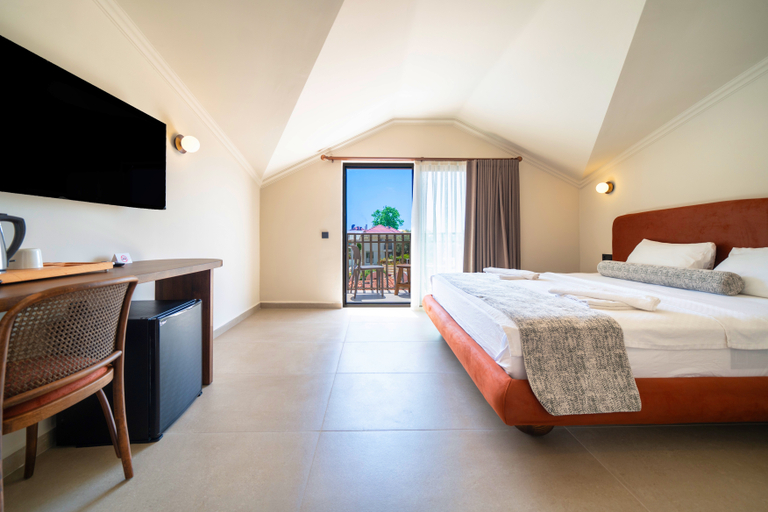 Bedroom 2, MagicTulip Beach Hotel, Fethiye