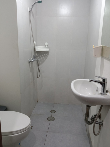 Bathroom 5, Daily.room At Royal Sentul Park, Bogor