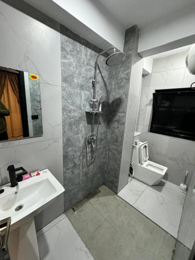 Others 5, Iconic Apartments, Addis Abeba