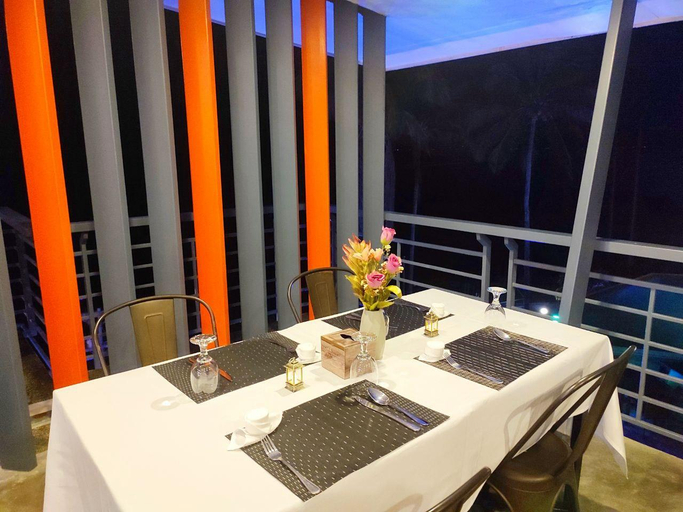 Food & Drinks 5, avsuites.com, Puerto Galera