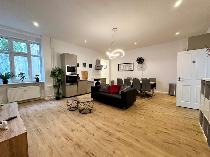 Others 3, fairAPART 4 rooms apartment in heart of Berlin, Berlin