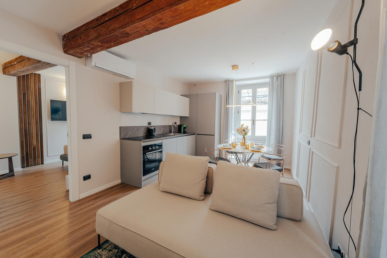 Shared lounge/TV area 5, L'Altana City House, Brescia